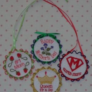 Mothers Day Buttons Embroidery Machine Design