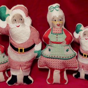 Mr Mrs Claus Dolls I T H